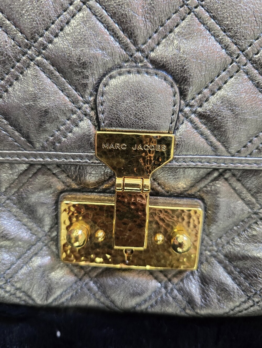 Vintage Marc Jacobs. Quilted Metallic Gold Crossbody Bag with Chain Strap - Picture 5 of 11